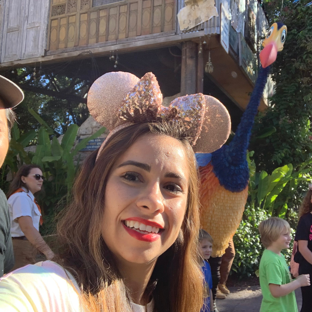 Meet your Posher, Delia